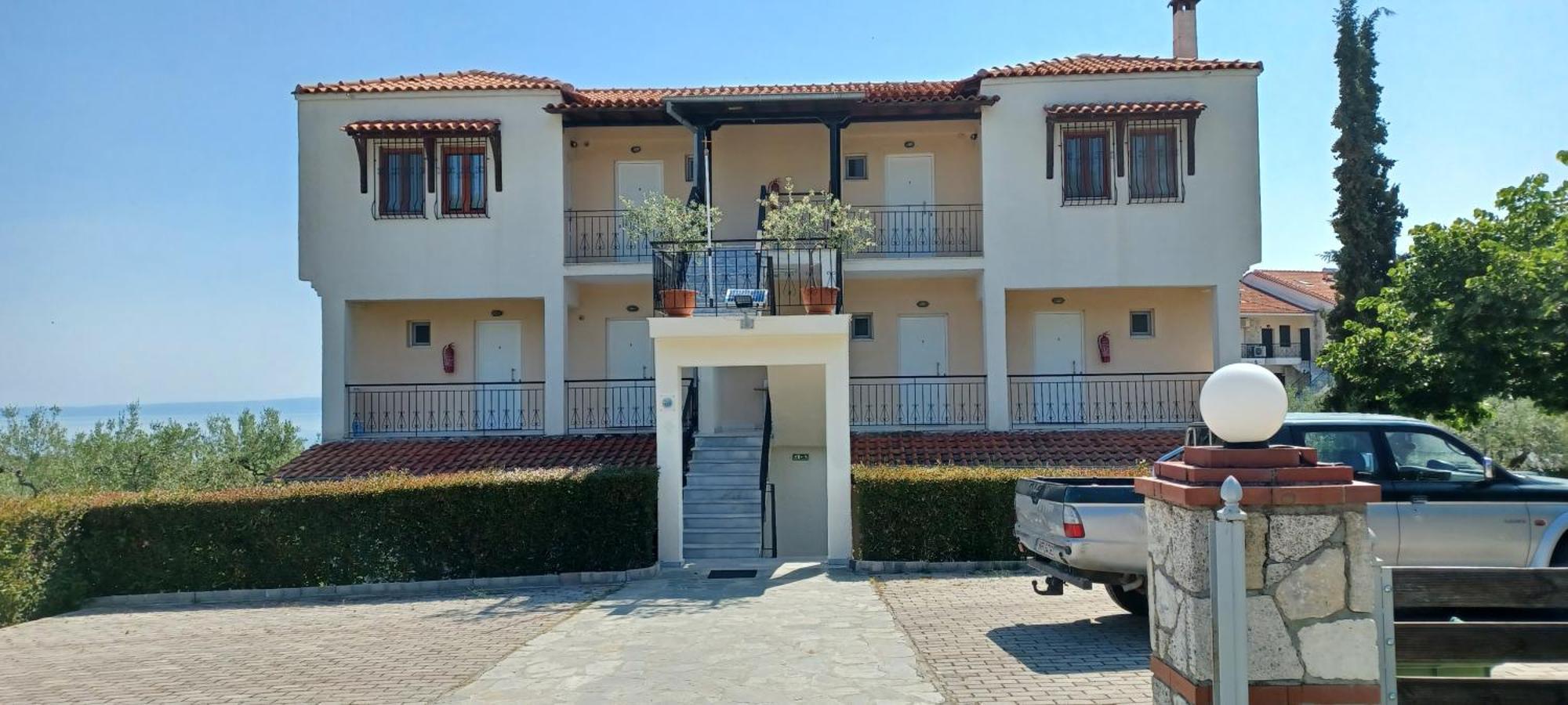 קריופיגי Kiparissis Apartments מראה חיצוני תמונה